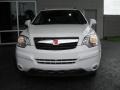 2008 Polar White Saturn VUE XR  photo #2