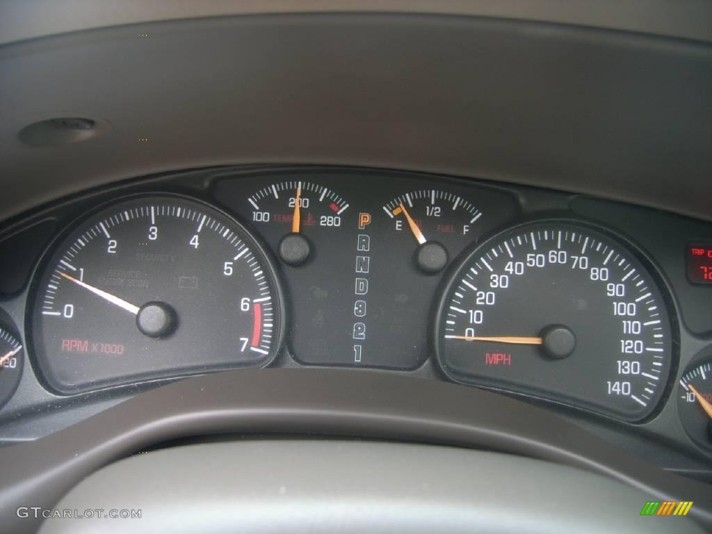 2002 Bonneville SSEi - Ivory White / Taupe photo #23