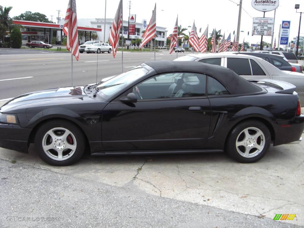 1999 Mustang GT Convertible - Black / Dark Charcoal photo #3