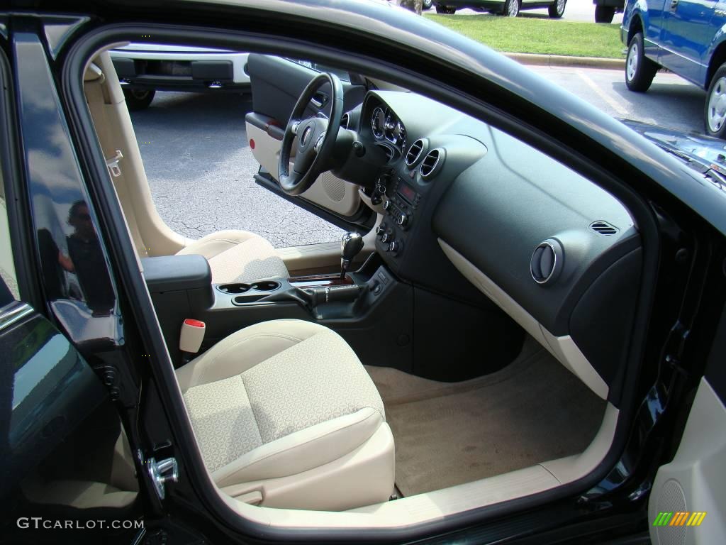 2009 G6 V6 Sedan - Carbon Black Metallic / Light Taupe photo #11
