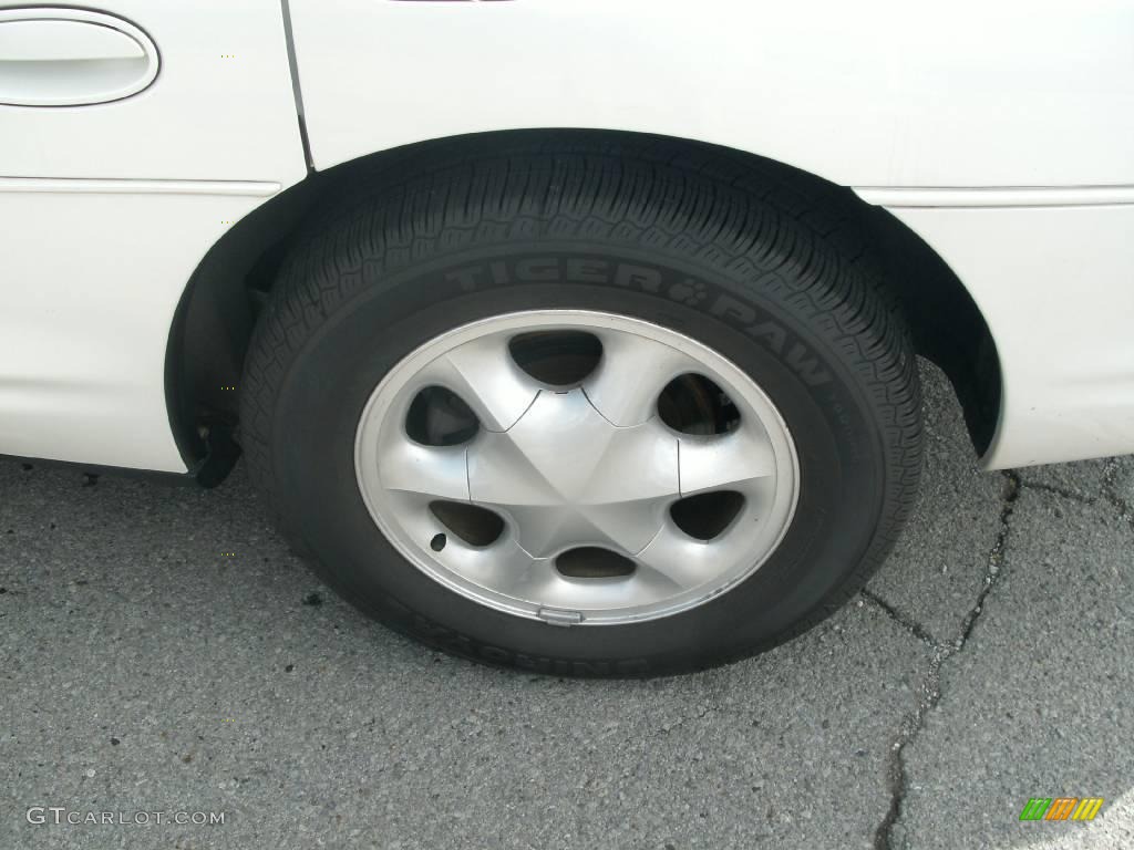 1996 Aurora 4.0 - Bright White / Dark Gray photo #13