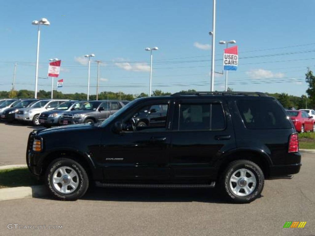 2002 Explorer Limited 4x4 - Black Clearcoat / Midnight Grey photo #2