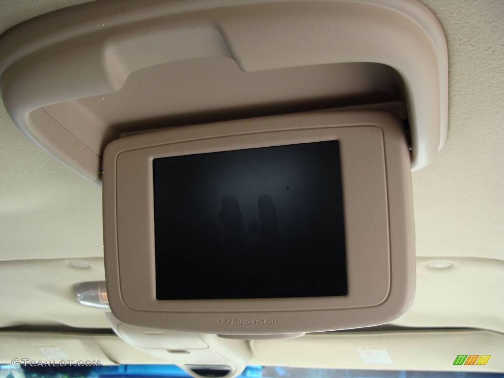 2003 E Series Van E150 Passenger - Estate Green Metallic / Medium Pebble photo #16