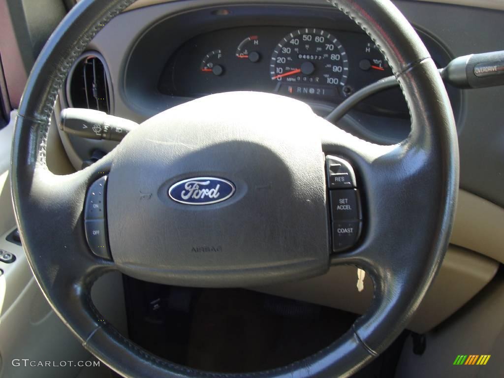 2003 E Series Van E150 Passenger - Estate Green Metallic / Medium Pebble photo #19