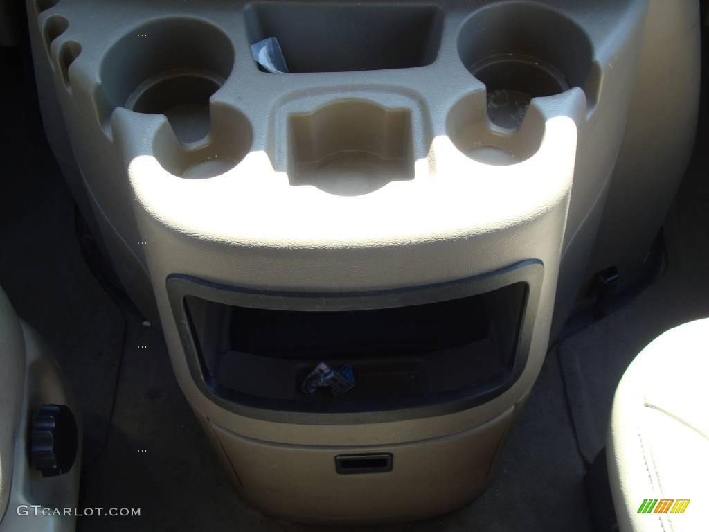 2003 E Series Van E150 Passenger - Estate Green Metallic / Medium Pebble photo #20