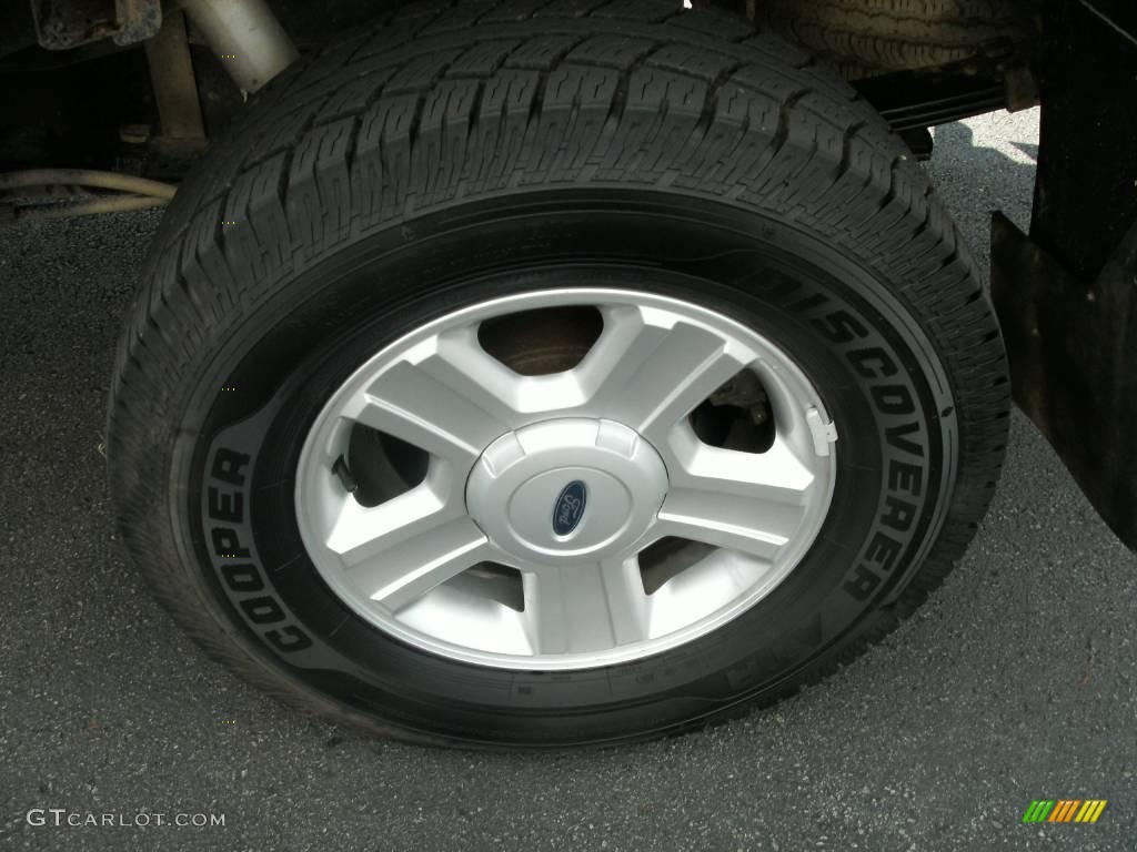 2004 F150 XLT SuperCab 4x4 - Dark Toreador Red Metallic / Dark Flint photo #12