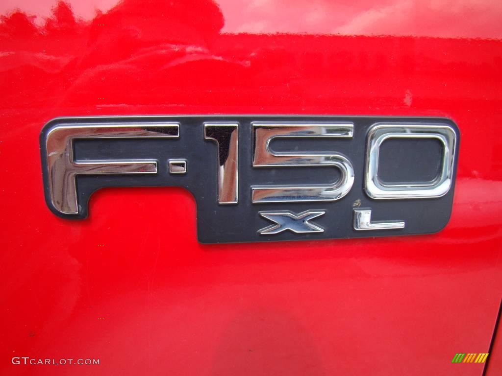 2004 F150 XL Heritage Regular Cab - Bright Red / Tan photo #27