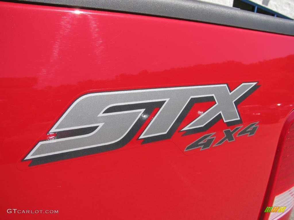2006 F150 STX SuperCab 4x4 - Bright Red / Medium Flint photo #10