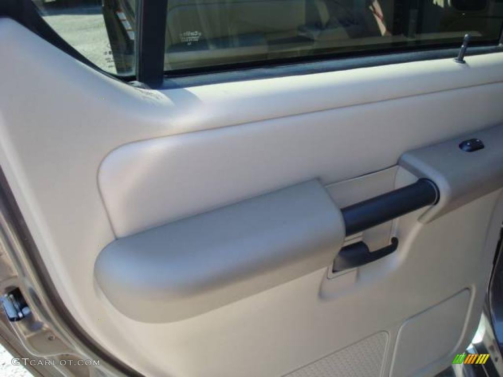 2005 Explorer Sport Trac Adrenalin 4x4 - Dark Stone Metallic / Medium Pebble photo #13