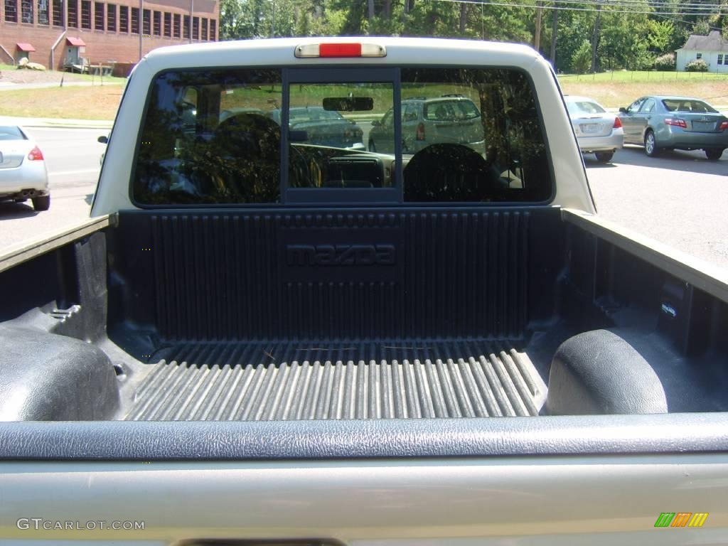 1999 B-Series Truck B3000 SE Extended Cab 4x4 - Harvest Gold Metallic / Tan photo #22