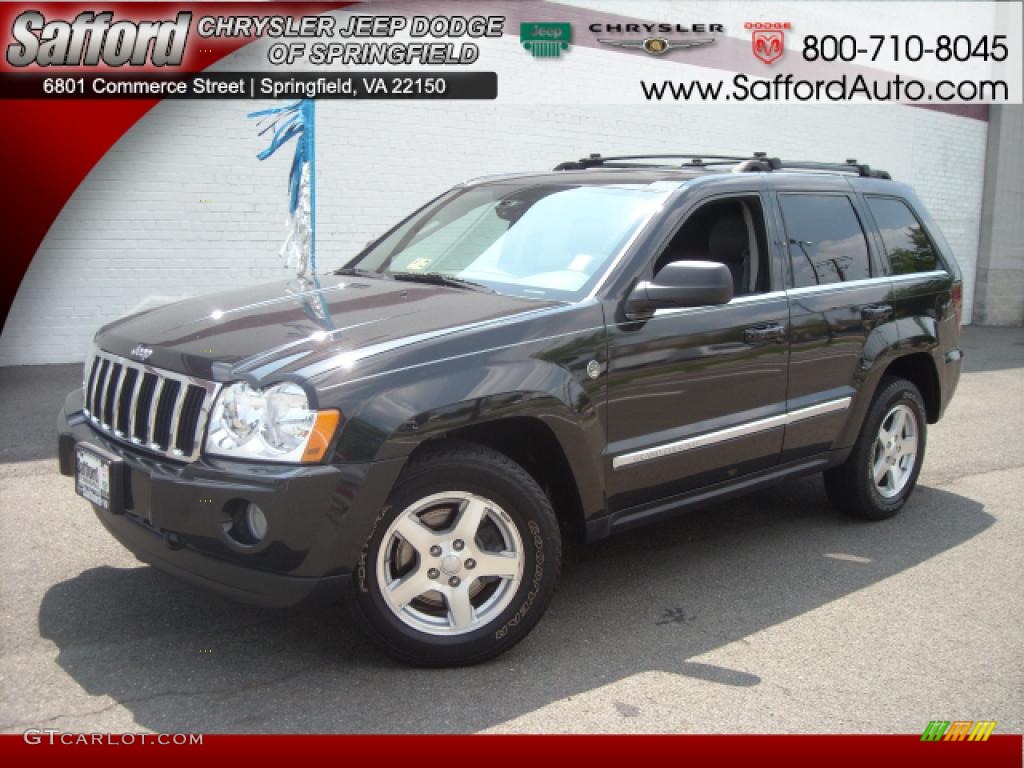 2005 Grand Cherokee Limited 4x4 - Brilliant Black Crystal Pearl / Medium Slate Gray photo #1