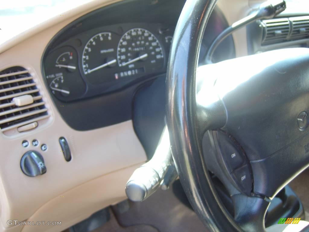 1999 B-Series Truck B3000 SE Extended Cab 4x4 - Harvest Gold Metallic / Tan photo #39