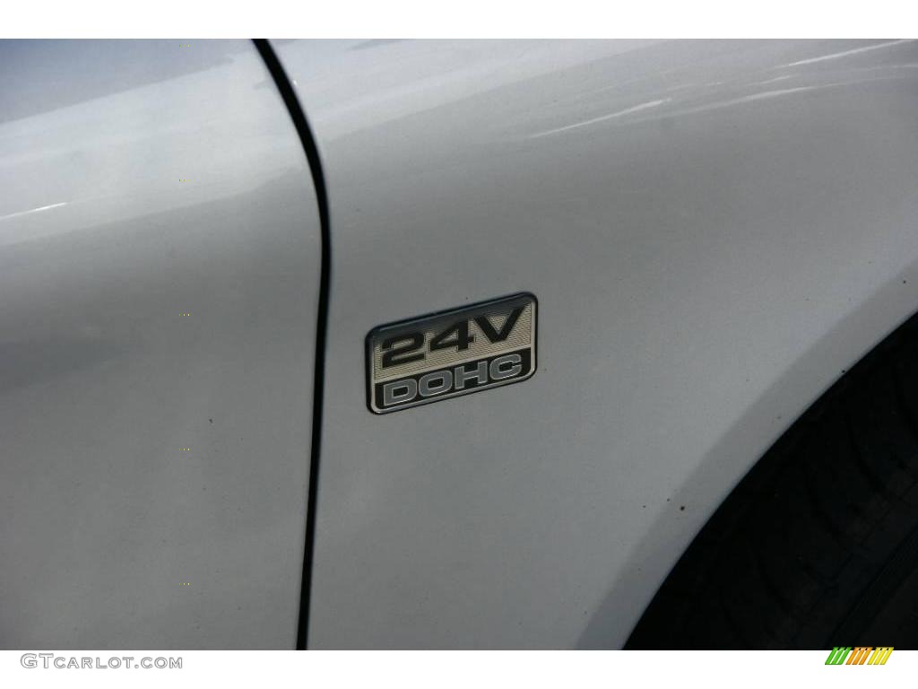 2004 Sable LS Premium Sedan - Silver Frost Metallic / Medium Graphite photo #19