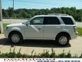 White Suede - Mariner V6 Premier 4WD Photo No. 5