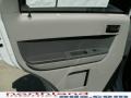 White Suede - Mariner V6 Premier 4WD Photo No. 10