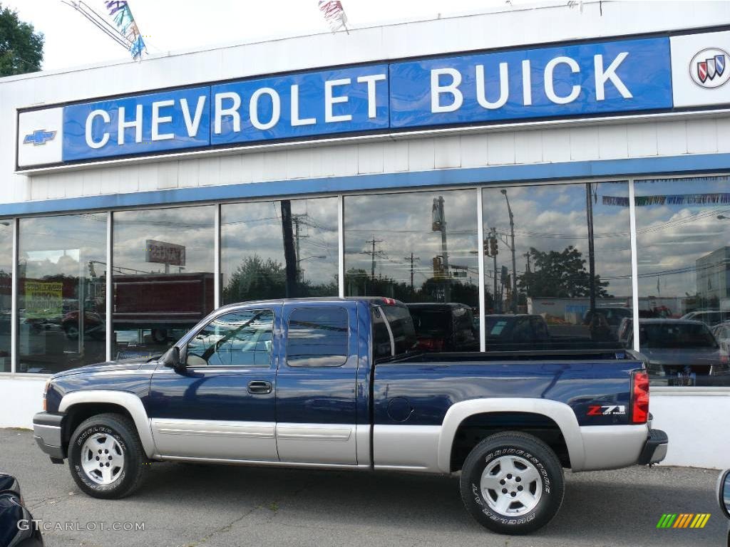 Dark Blue Metallic Chevrolet Silverado 1500