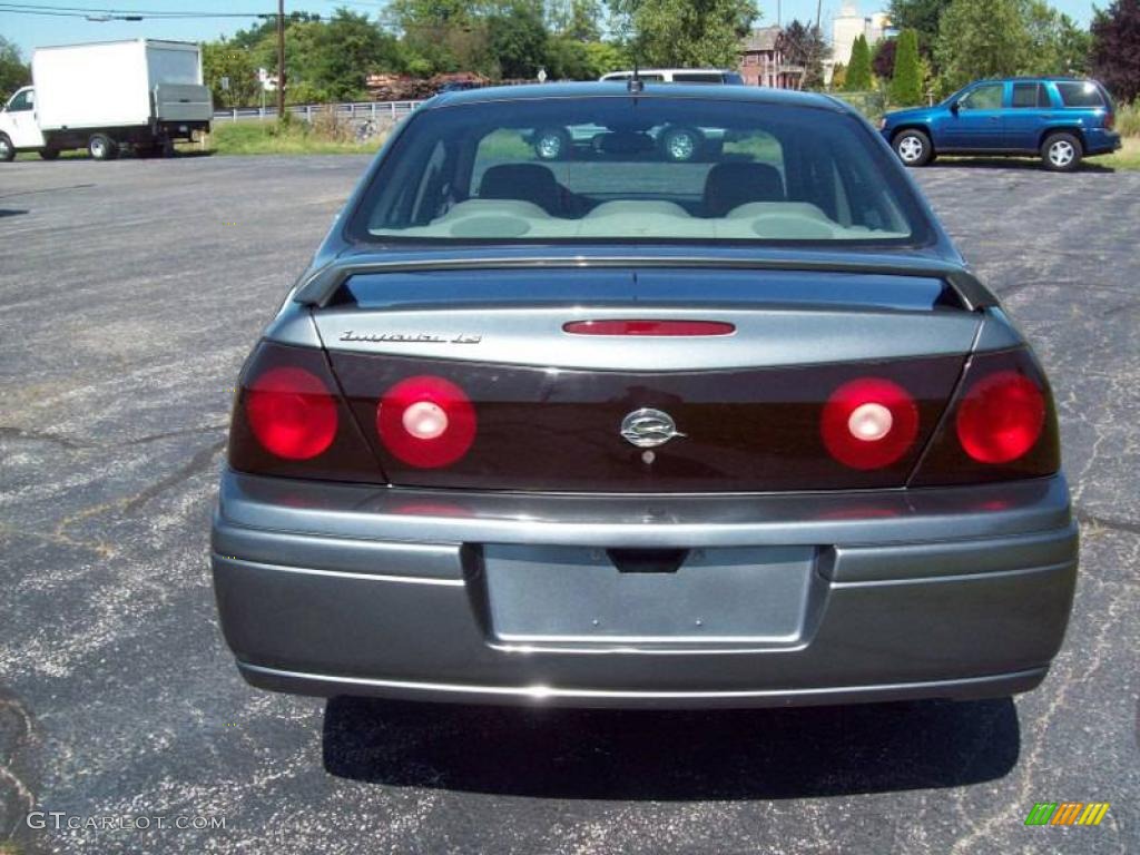 2005 Impala LS - Medium Gray Metallic / Medium Gray photo #10