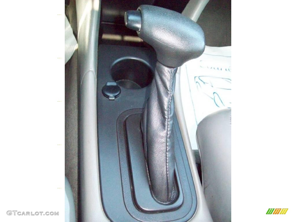 2005 Impala LS - Medium Gray Metallic / Medium Gray photo #24