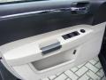 Steel Blue Metallic - 300 C SRT Design Photo No. 13