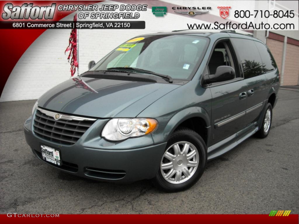 2007 Town & Country Touring - Magnesium Pearl / Medium Slate Gray photo #1
