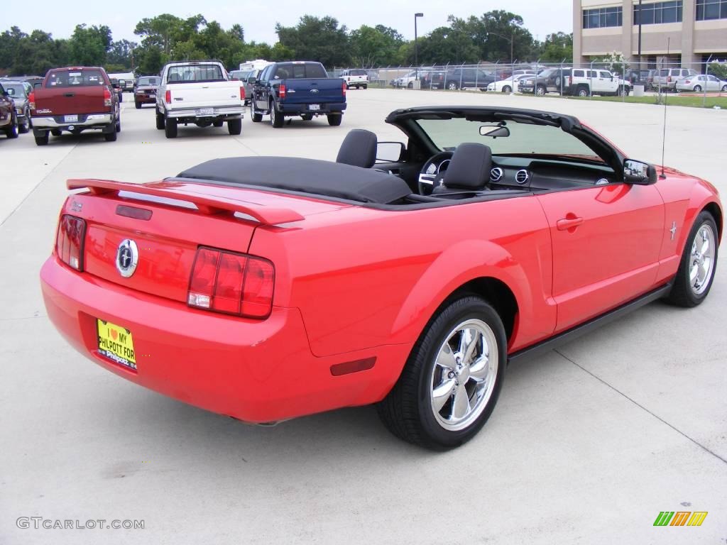 2006 Mustang V6 Premium Convertible - Torch Red / Dark Charcoal photo #3