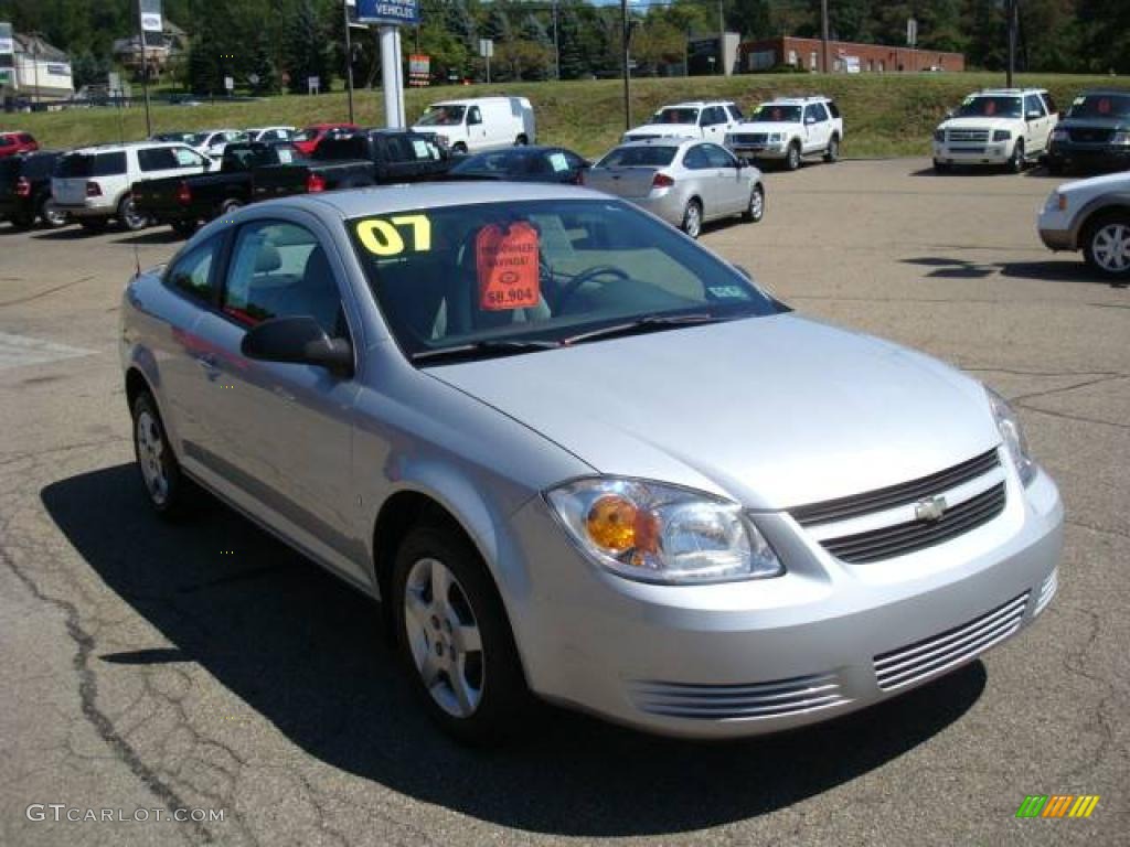 2007 Cobalt LS Coupe - Ultra Silver Metallic / Gray photo #6