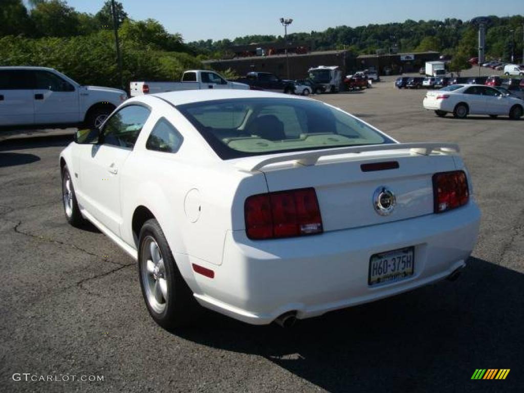 2007 Mustang GT Premium Coupe - Performance White / Medium Parchment photo #5