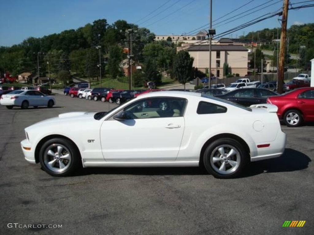 2007 Mustang GT Premium Coupe - Performance White / Medium Parchment photo #6