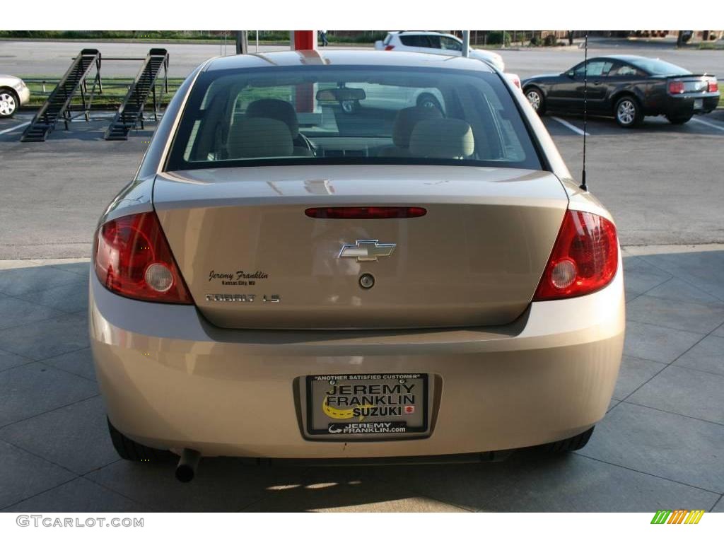 2007 Cobalt LS Sedan - Sandstone Metallic / Neutral Beige photo #7