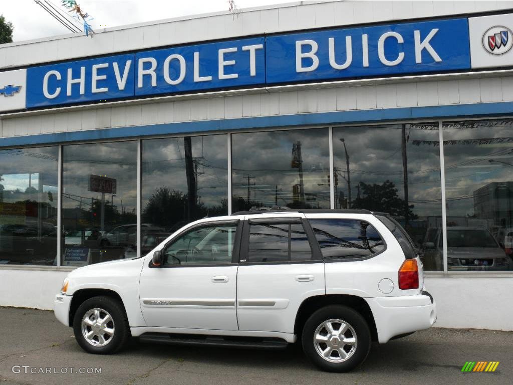 2005 Envoy SLT 4x4 - Summit White / Light Gray photo #1