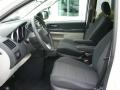 Stone White - Grand Caravan SE Photo No. 11