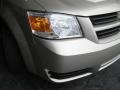 2009 Light Sandstone Metallic Dodge Grand Caravan SE  photo #4