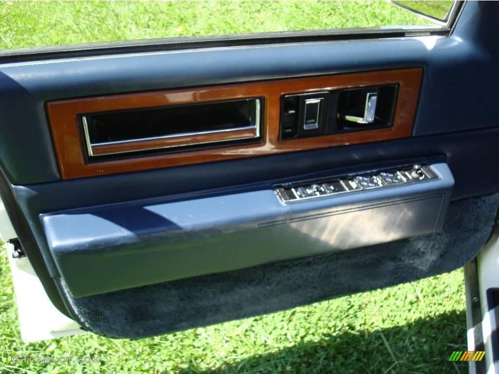 1990 Fleetwood Sedan - White / Blue photo #13