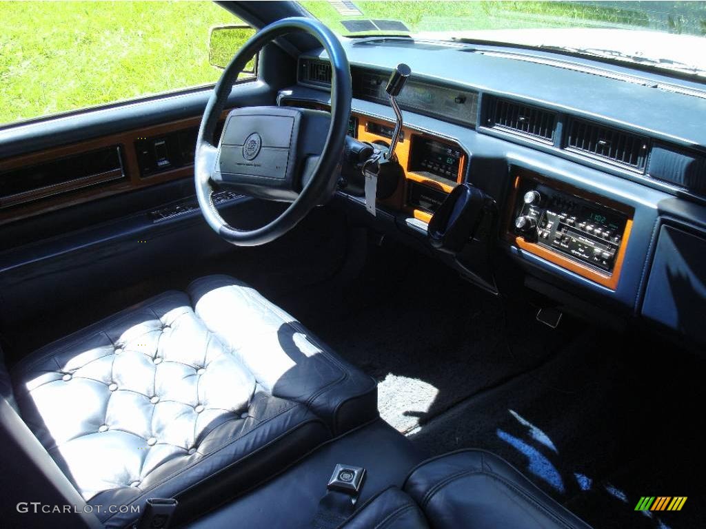 1990 Fleetwood Sedan - White / Blue photo #18