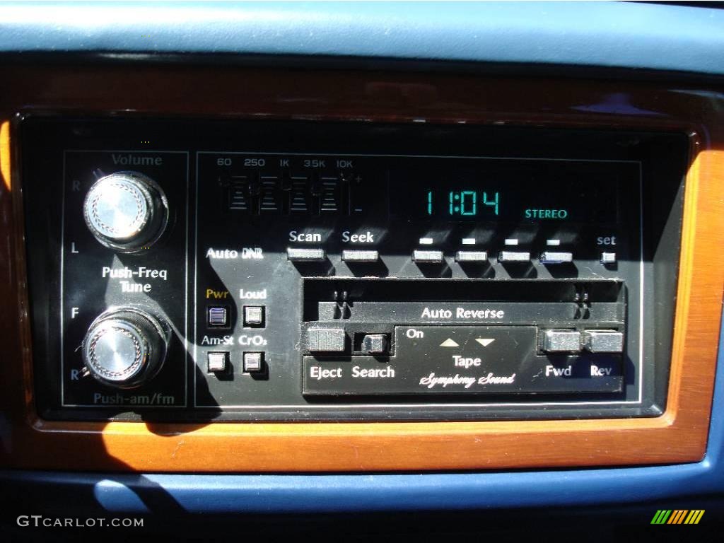 1990 Fleetwood Sedan - White / Blue photo #31