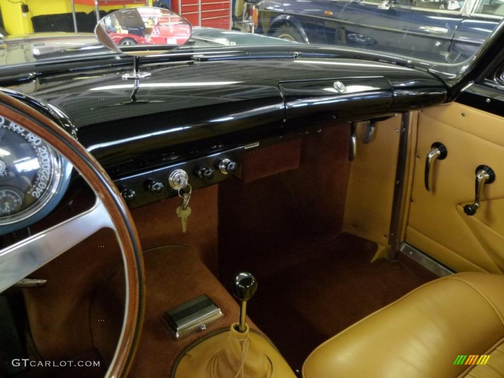 1956 Ferrari 250 GT Pinin Farina Coupe Speciale Pelle Naturale Dashboard Photo #17272362