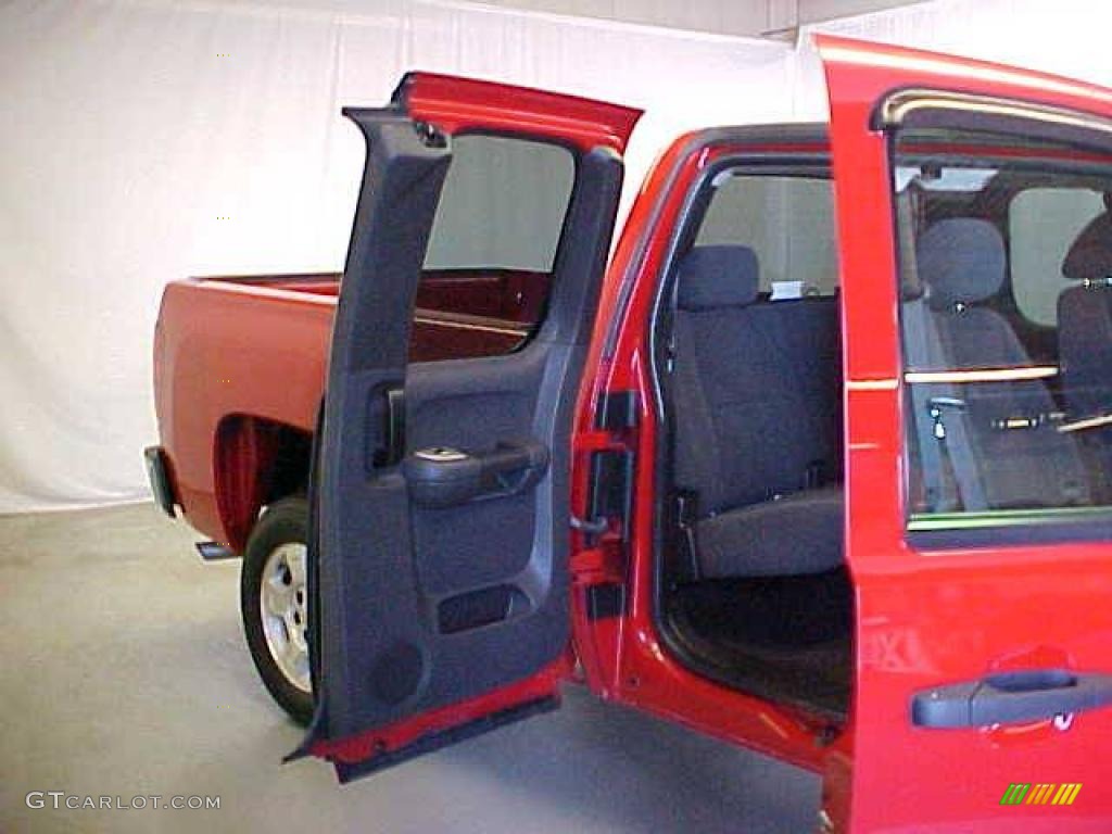 2007 Silverado 1500 LT Extended Cab - Victory Red / Ebony Black photo #11