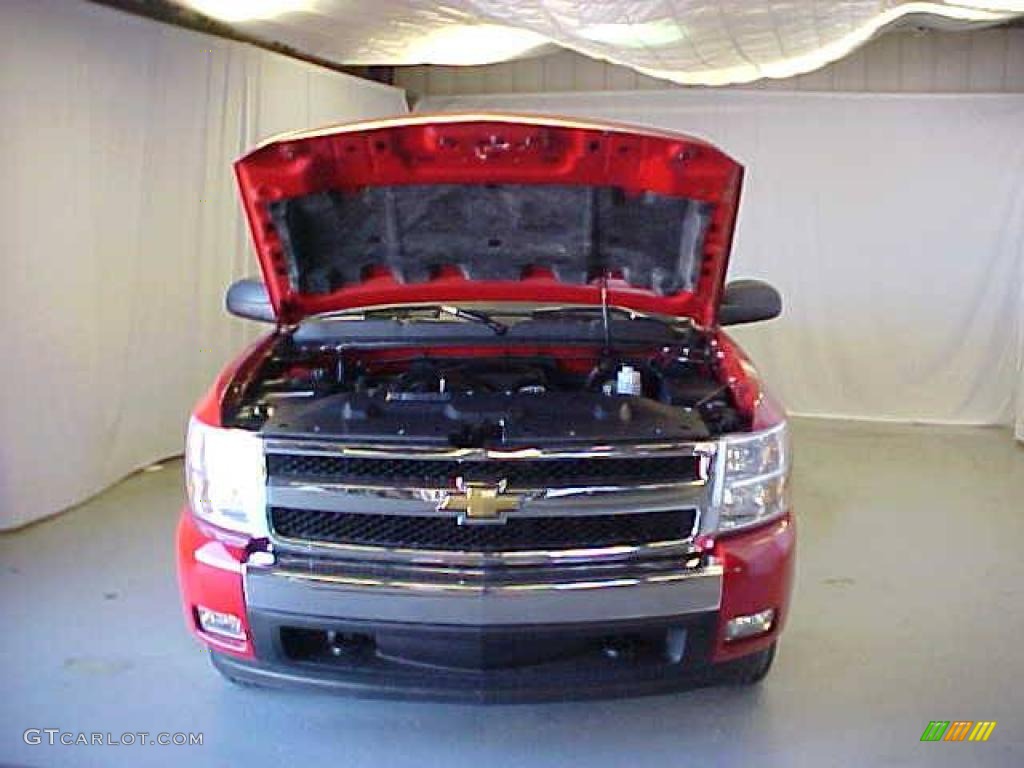 2007 Silverado 1500 LT Extended Cab - Victory Red / Ebony Black photo #14