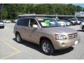 2006 Sonora Gold Metallic Toyota Highlander 4WD  photo #1