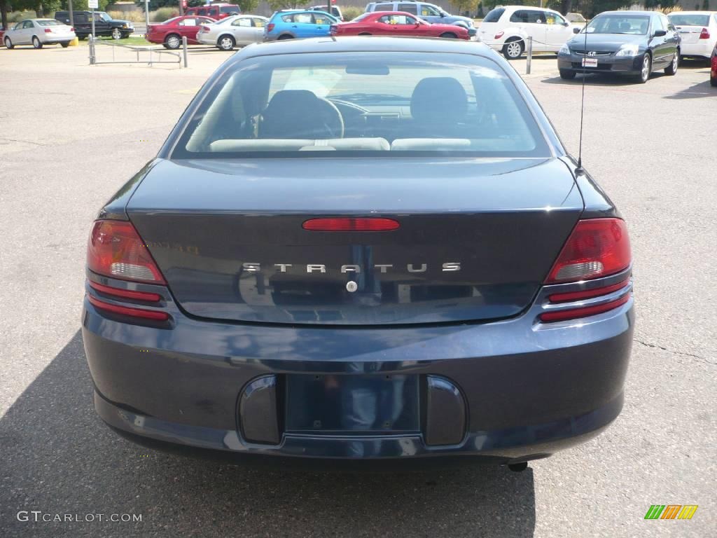 2001 Stratus SE Sedan - Deep Indigo Blue Metallic / Sandstone photo #4