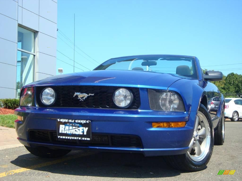 2006 Mustang GT Deluxe Convertible - Vista Blue Metallic / Dark Charcoal photo #4