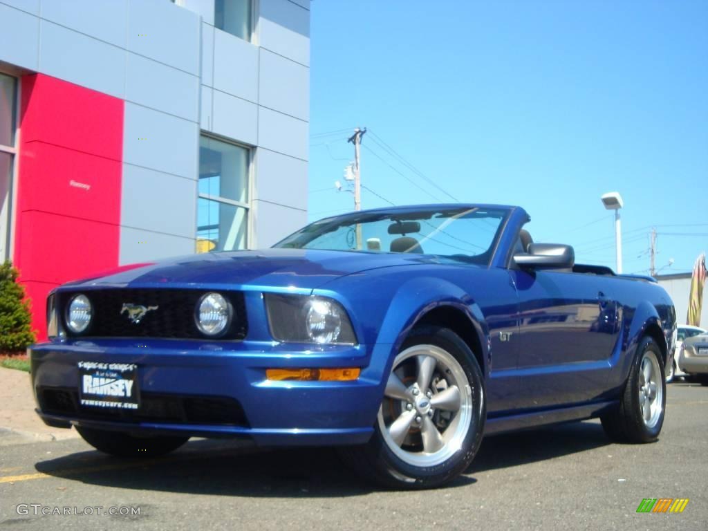 2006 Mustang GT Deluxe Convertible - Vista Blue Metallic / Dark Charcoal photo #5