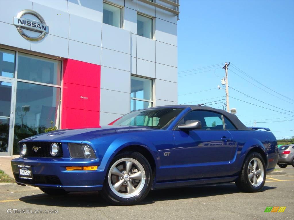 2006 Mustang GT Deluxe Convertible - Vista Blue Metallic / Dark Charcoal photo #22