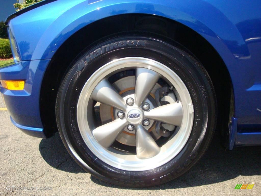 2006 Mustang GT Deluxe Convertible - Vista Blue Metallic / Dark Charcoal photo #42