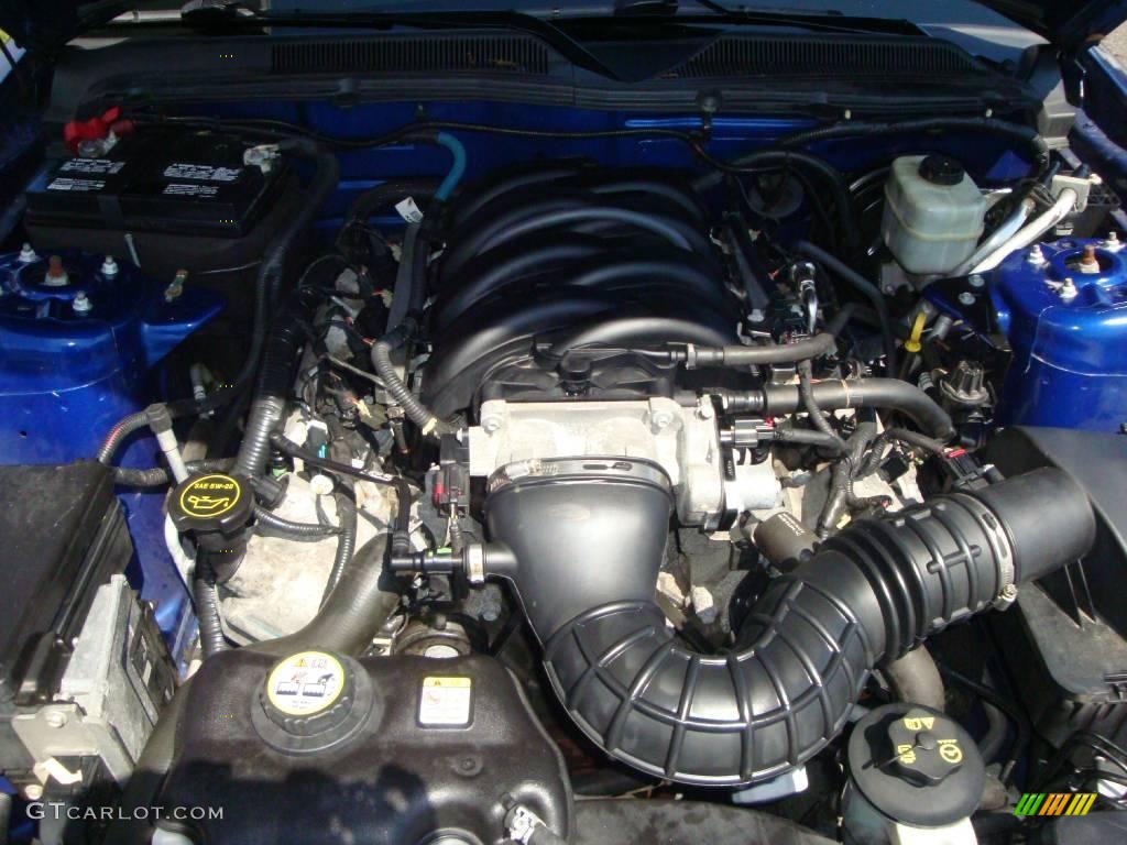 2006 Ford Mustang GT Deluxe Convertible 4.6 Liter SOHC 24-Valve VVT V8 Engine Photo #17284044