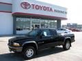 2002 Black Dodge Dakota SXT Club Cab 4x4  photo #1