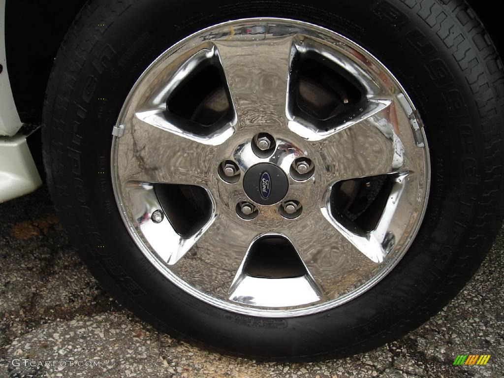 2004 Explorer Limited 4x4 - Ceramic White Tri Coat Metallic / Midnight Grey photo #12