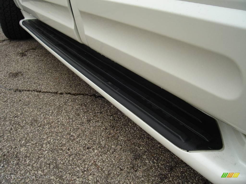 2004 Explorer Limited 4x4 - Ceramic White Tri Coat Metallic / Midnight Grey photo #13
