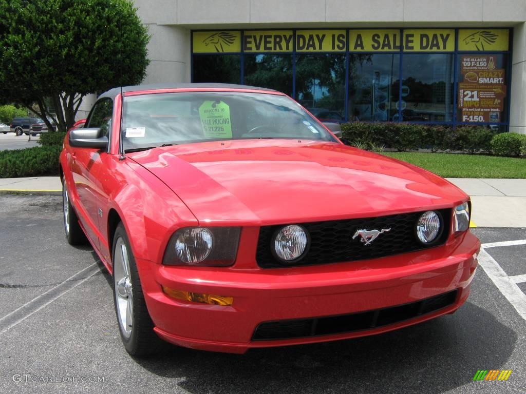 2006 Mustang GT Premium Convertible - Torch Red / Dark Charcoal photo #9