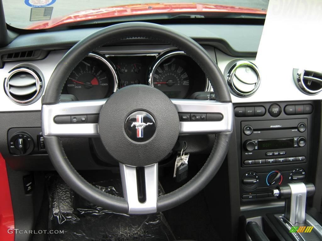 2006 Mustang GT Premium Convertible - Torch Red / Dark Charcoal photo #24